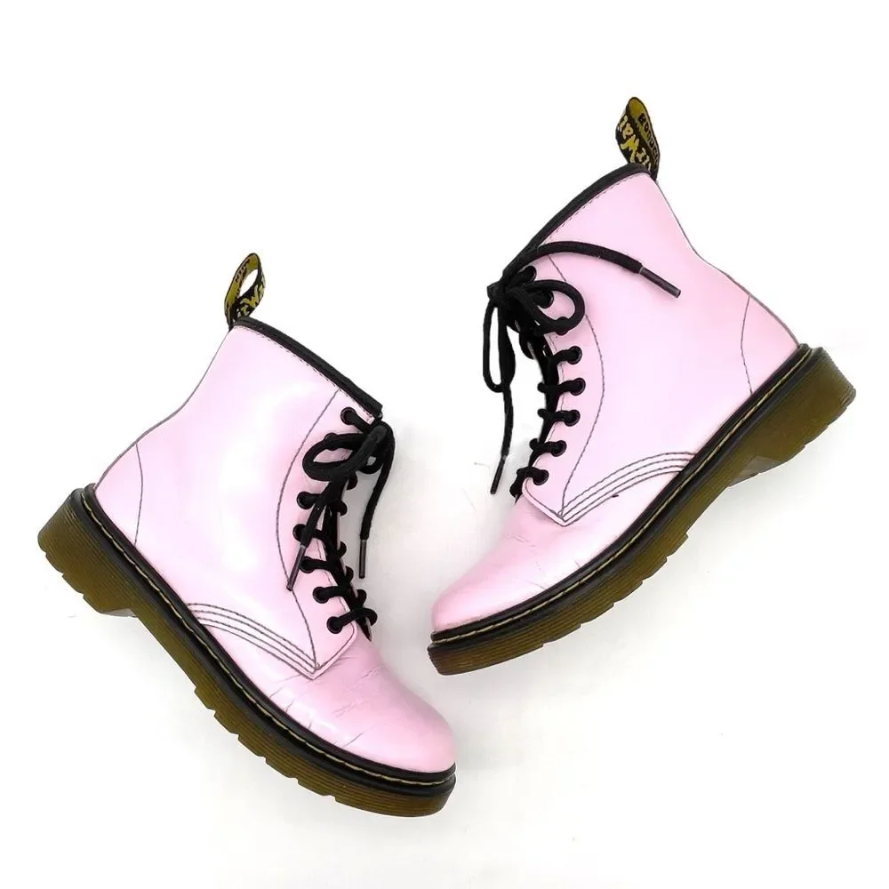 Dr. Martens Junior 1460 8-Eye Combat Boot Light Pastel Pink Leather Girls Size 2